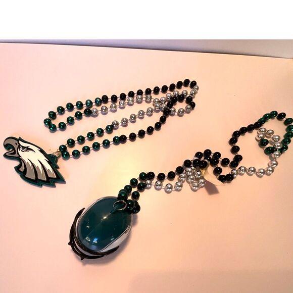 Two Philadelphia Eagles NFL Sports beads necklaces with Medallions - Picture 2 of 4